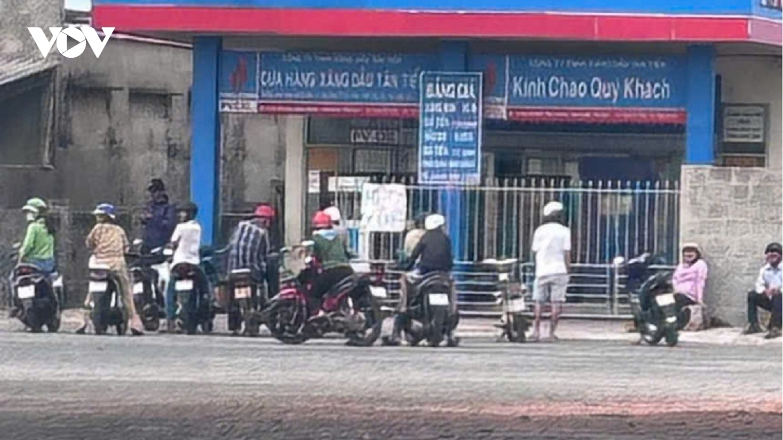 Đặc khu Phú Quý, tỉnh Lâm Đồng đang đối mặt tình trạng thiếu hụt xăng dầu
