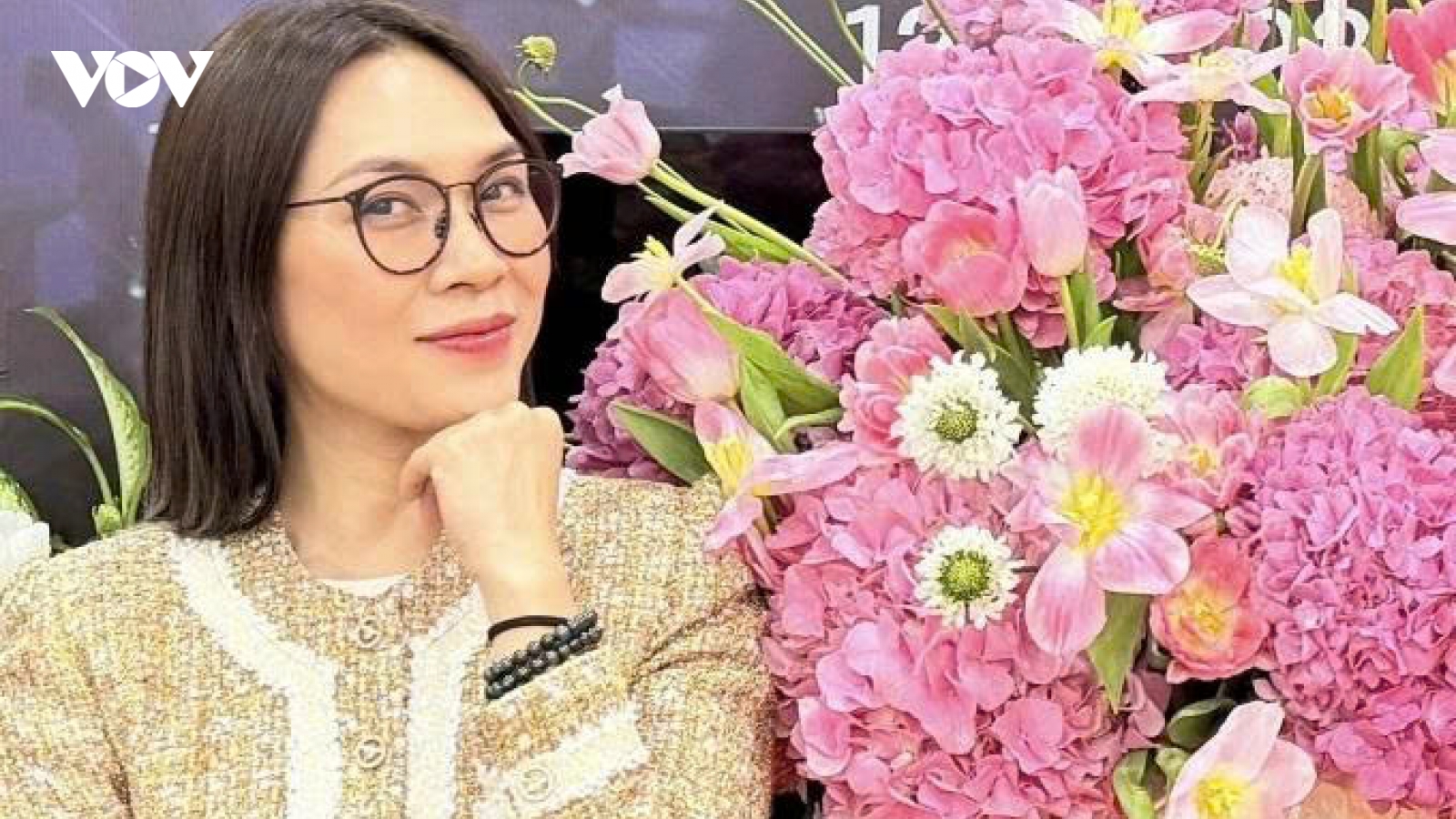 Sao Việt 16/1: Mỹ Tâm tươi trẻ đón tuổi 45