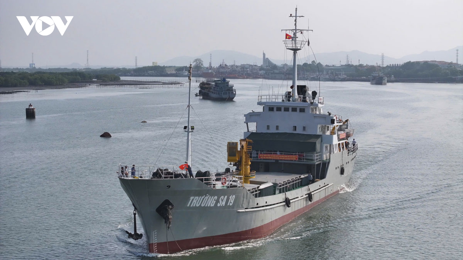 Hải trình "cưỡi sóng, đạp gió" mang Tết ra đại dương (kỳ 1)