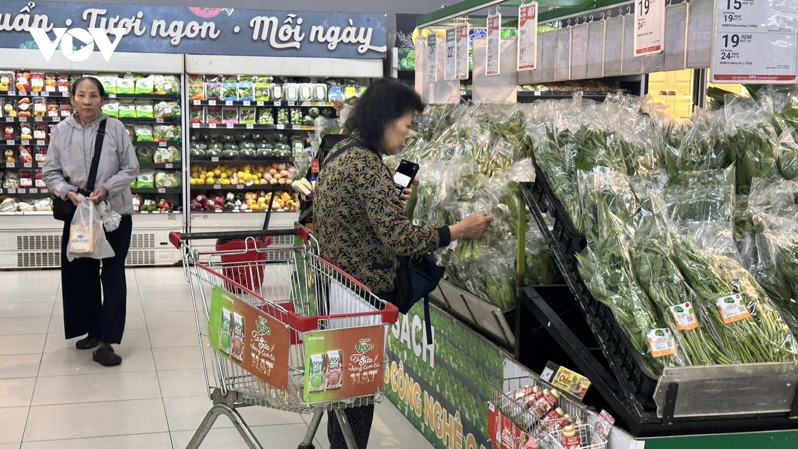 Giá cả dịp Tết tăng cục bộ kéo CPI tháng 1 tăng nhẹ 0,05%