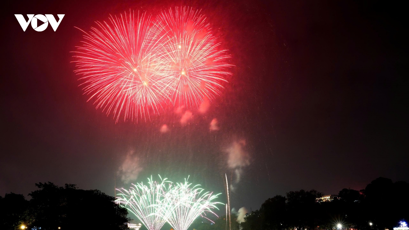 Tường thuật đón Giao thừa Xuân Bính Ngọ 2026: Việt Nam tự cường, bứt phá vươn xa