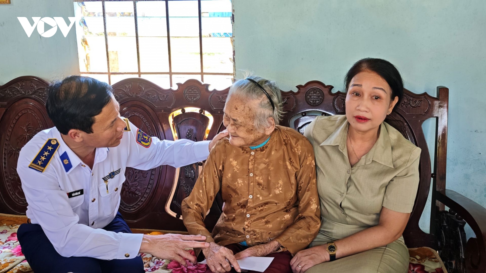 Tri ân Mẹ Việt Nam anh hùng và gia đình chính sách tại Quảng Ngãi