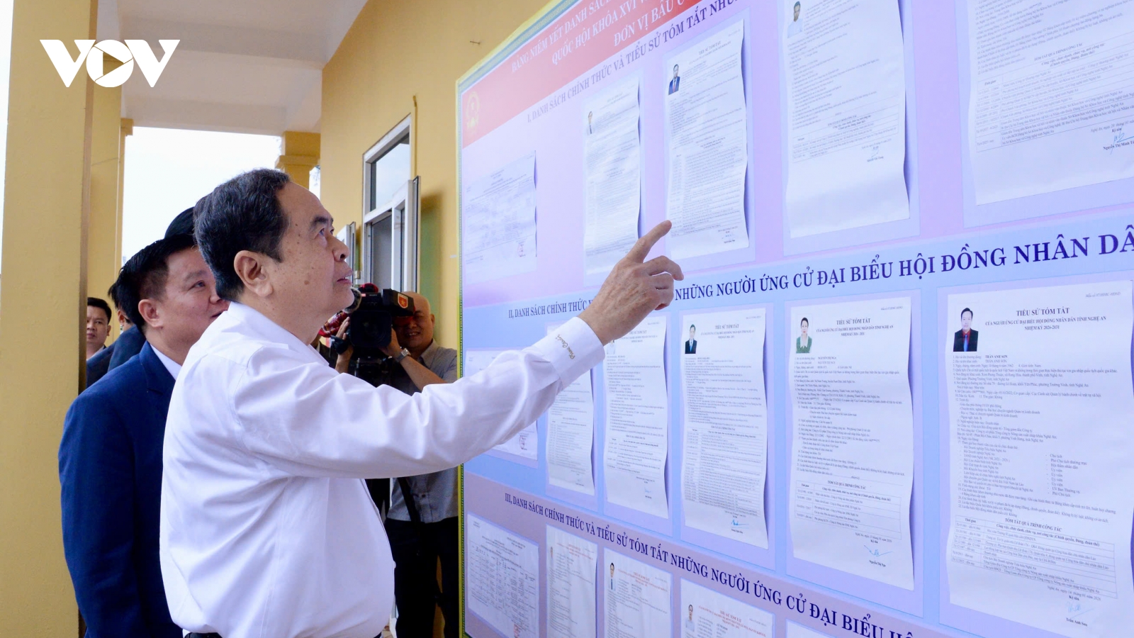 Chủ tịch Quốc hội Trần Thanh Mẫn kiểm tra công tác chuẩn bị bầu cử tại Nghệ An