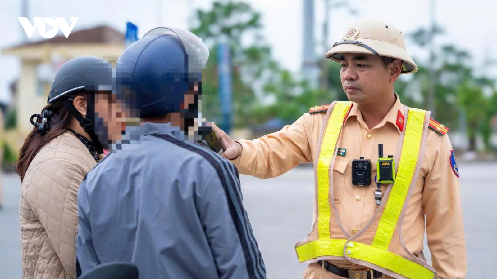 10 ngày Tết, CSGT Nghệ An xử lý 856 trường hợp vi phạm nồng độ cồn