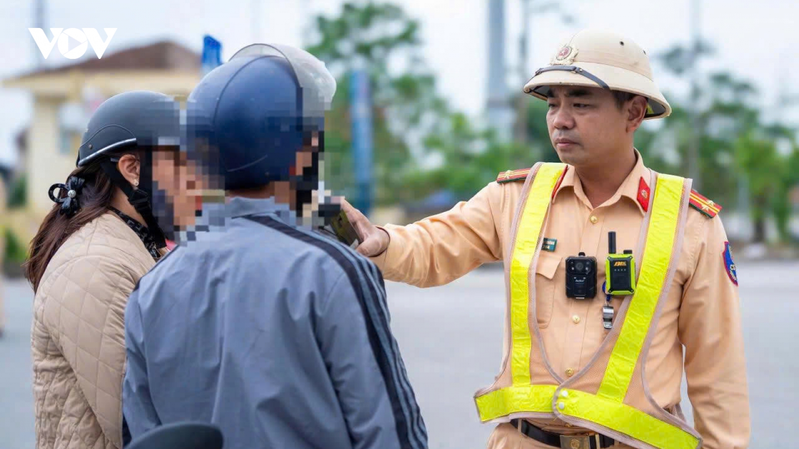 10 ngày Tết, CSGT Nghệ An xử lý 856 trường hợp vi phạm nồng độ cồn