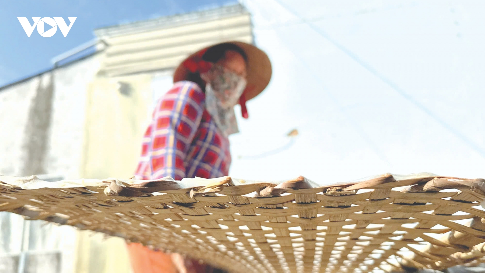 Mùa Tết đỏ lửa ở làng nghề bánh tráng Thuận Hưng