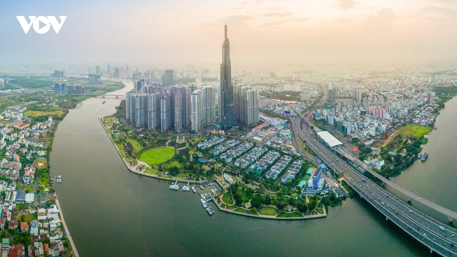 Kinh tế Việt Nam 2026: Chuyển đổi mô hình để tăng trưởng bứt phá