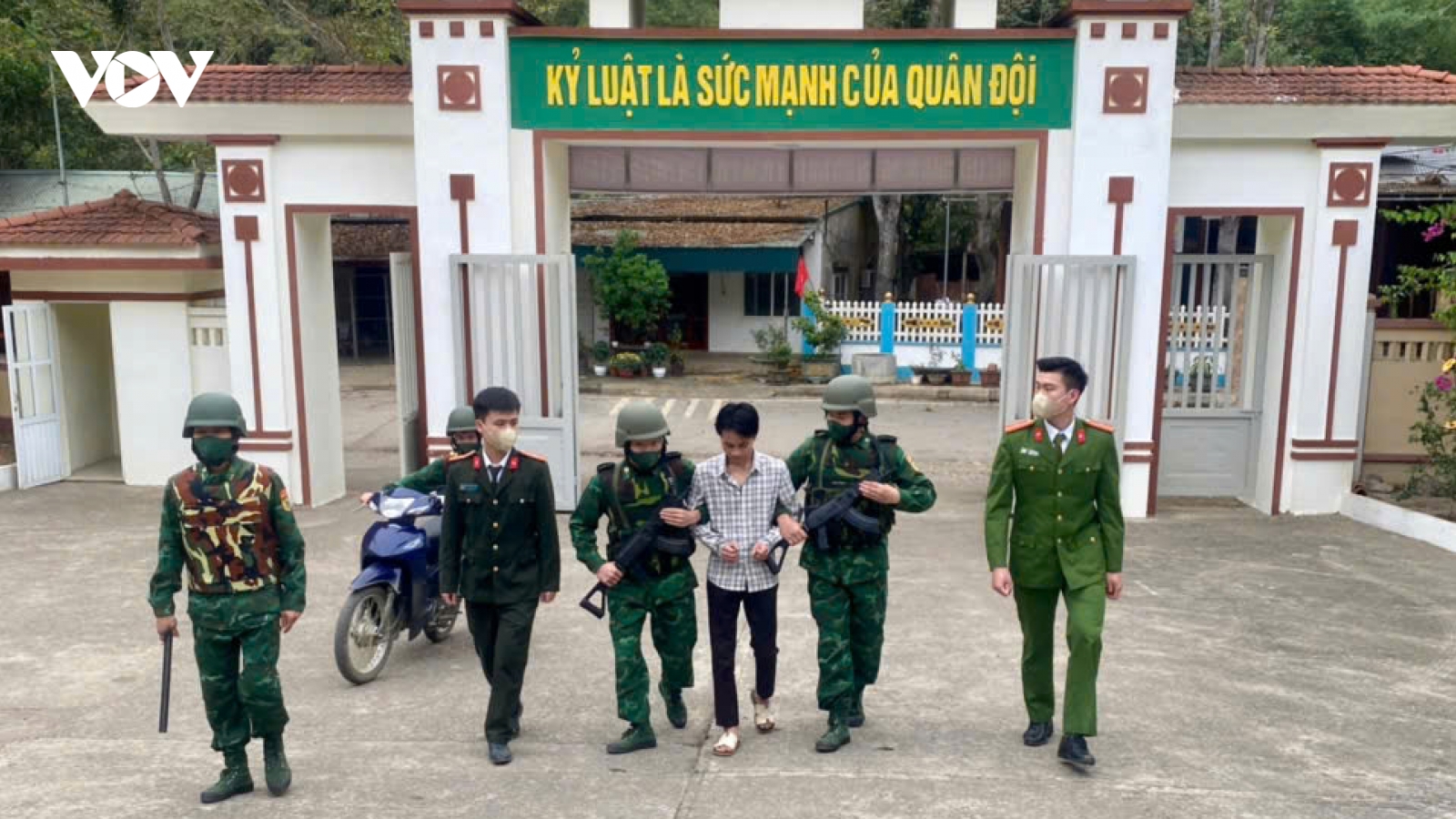 Đồn Biên phòng Na Mèo tăng cường cao điểm, bắt đối tượng tàng trữ ma túy