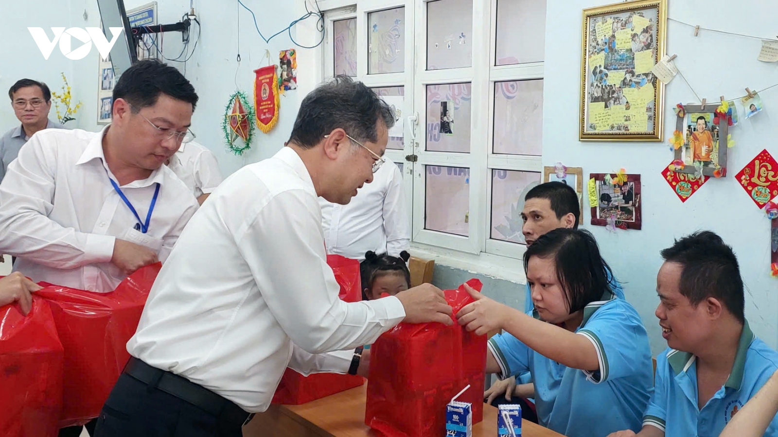 Chánh án TAND dân Tối cao Nguyễn Văn Quảng chúc Tết tại Đà Nẵng