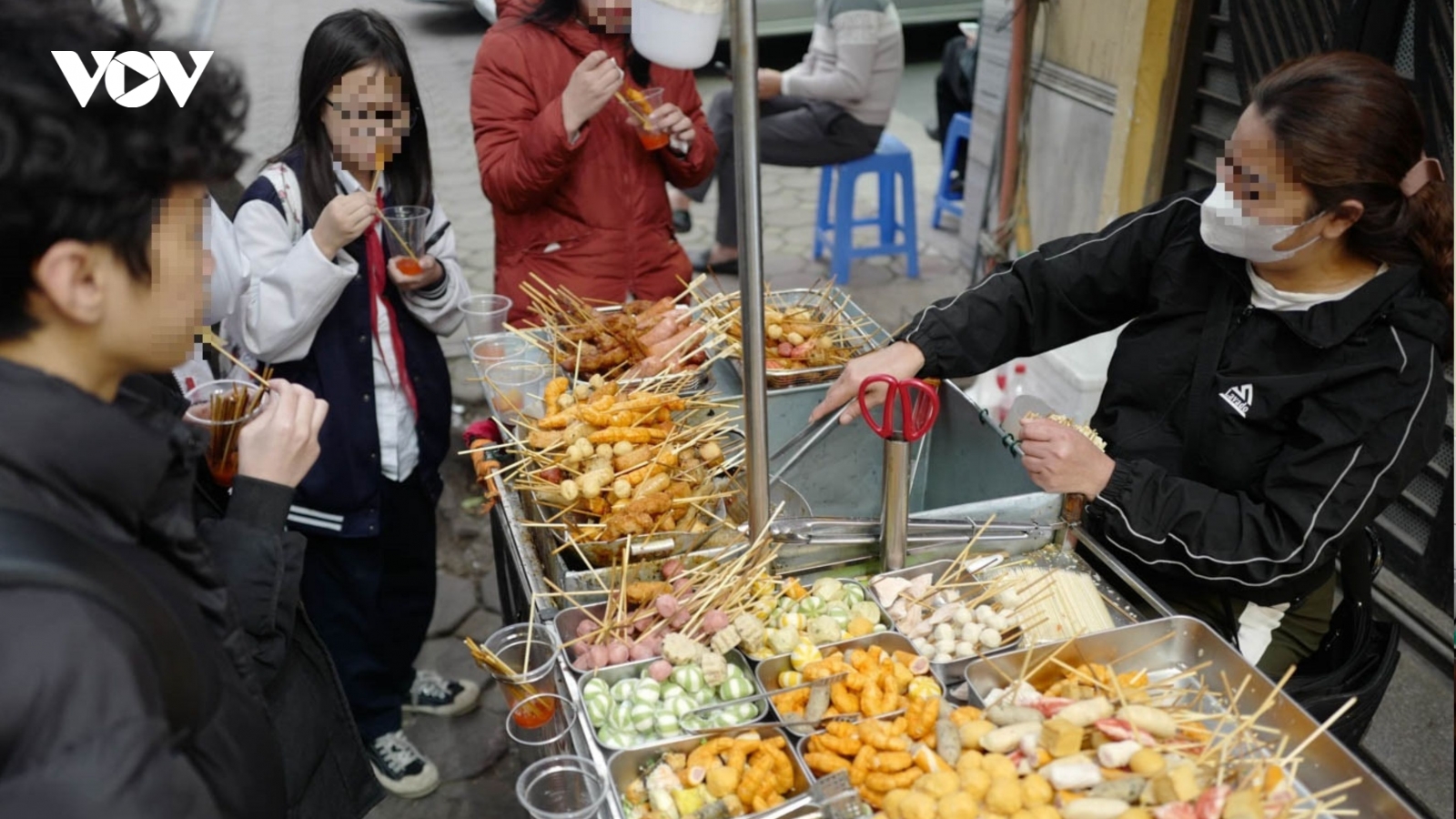 Siết quản lý thức ăn đường phố, vi phạm có thể bị phạt đến 3 triệu đồng