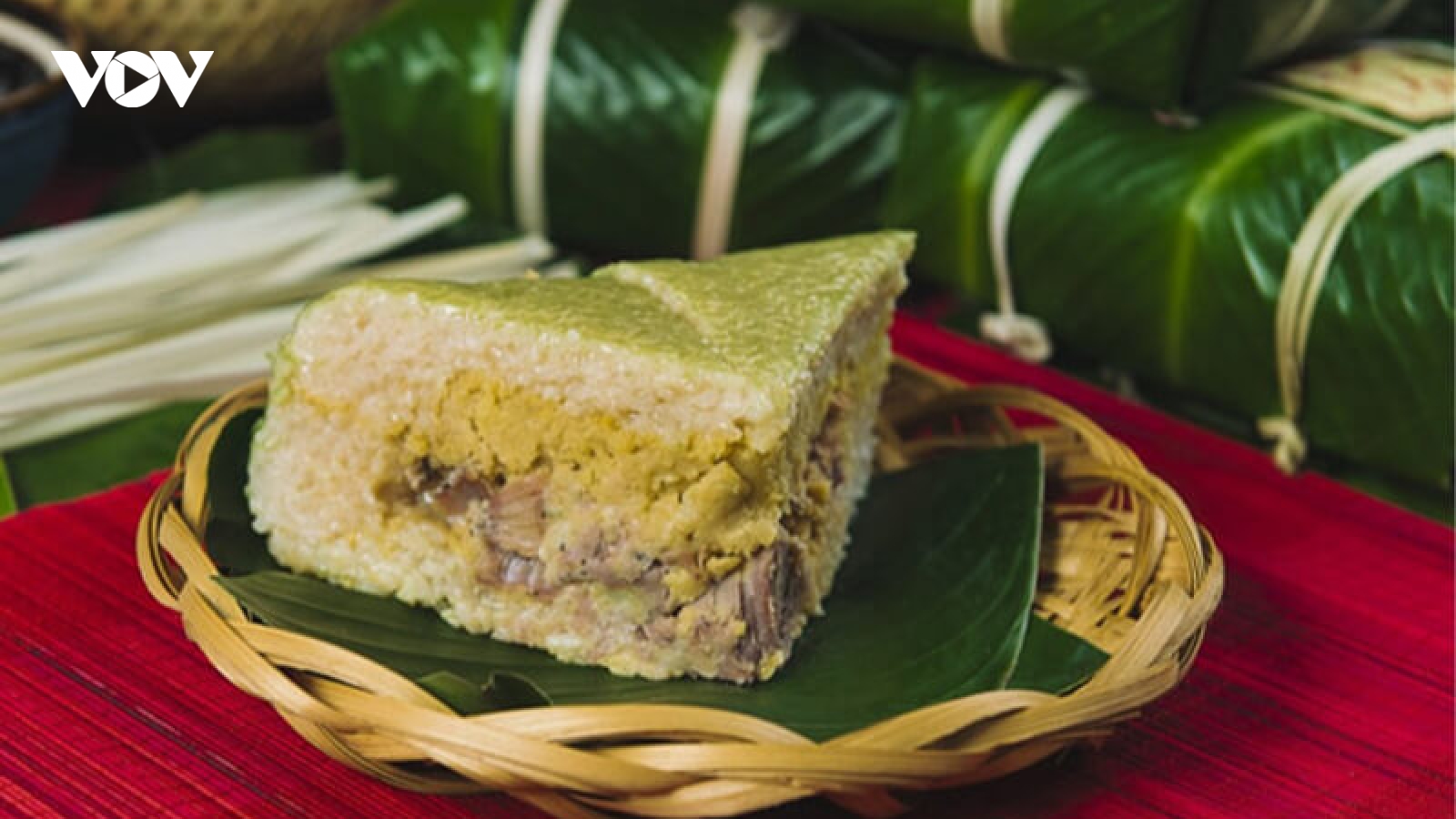 Bánh chưng - món khoái khẩu nhưng là “thủ phạm” với người đau dạ dày?