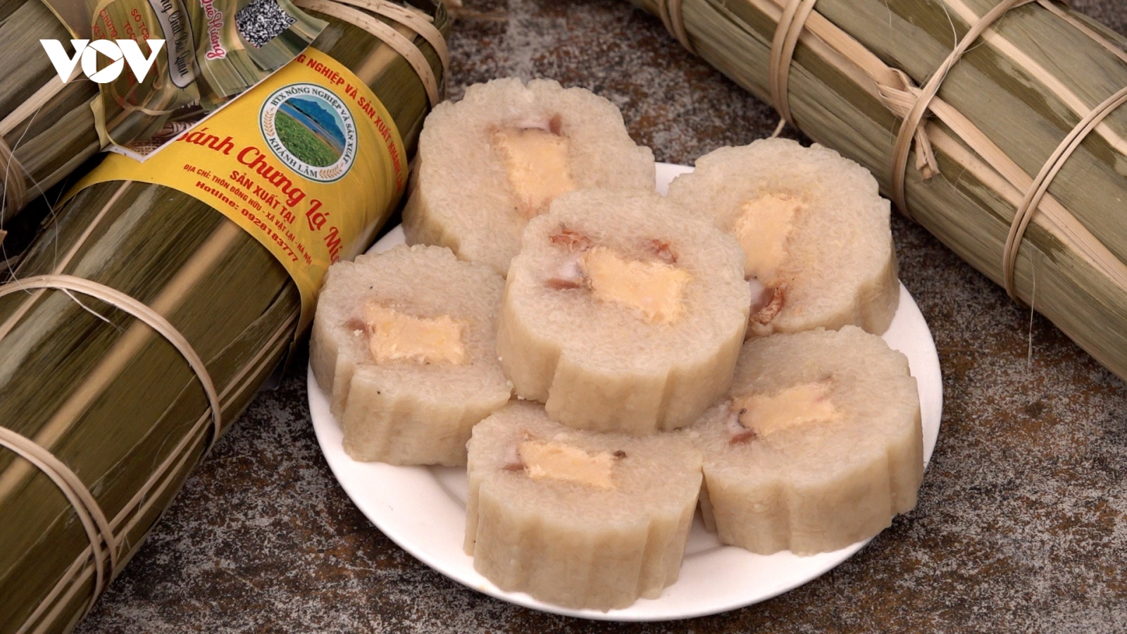 Bánh chưng lá mía Vật Lại - Giữ hồn Tết xưa, mở lối làm giàu