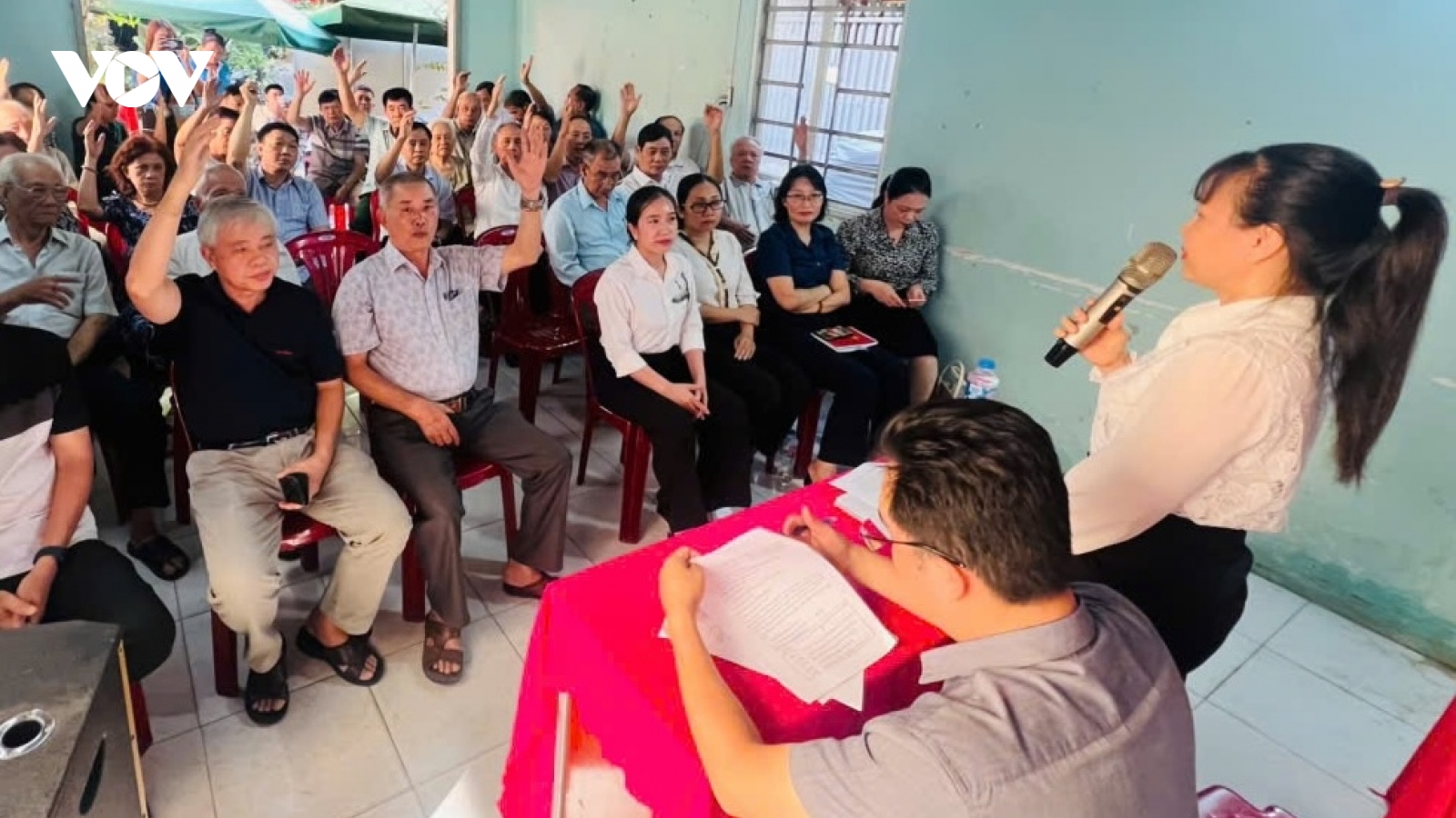 Cử tri TP.HCM nhất trí, tín nhiệm tuyệt đối ứng cử viên đại biểu Quốc hội và HĐND
