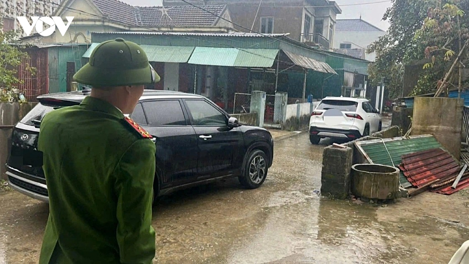 Chuyển hồ sơ vụ ô tô bị "chặn đầu, khóa đuôi" ở Hà Tĩnh lên Phòng Cảnh sát Hình sự