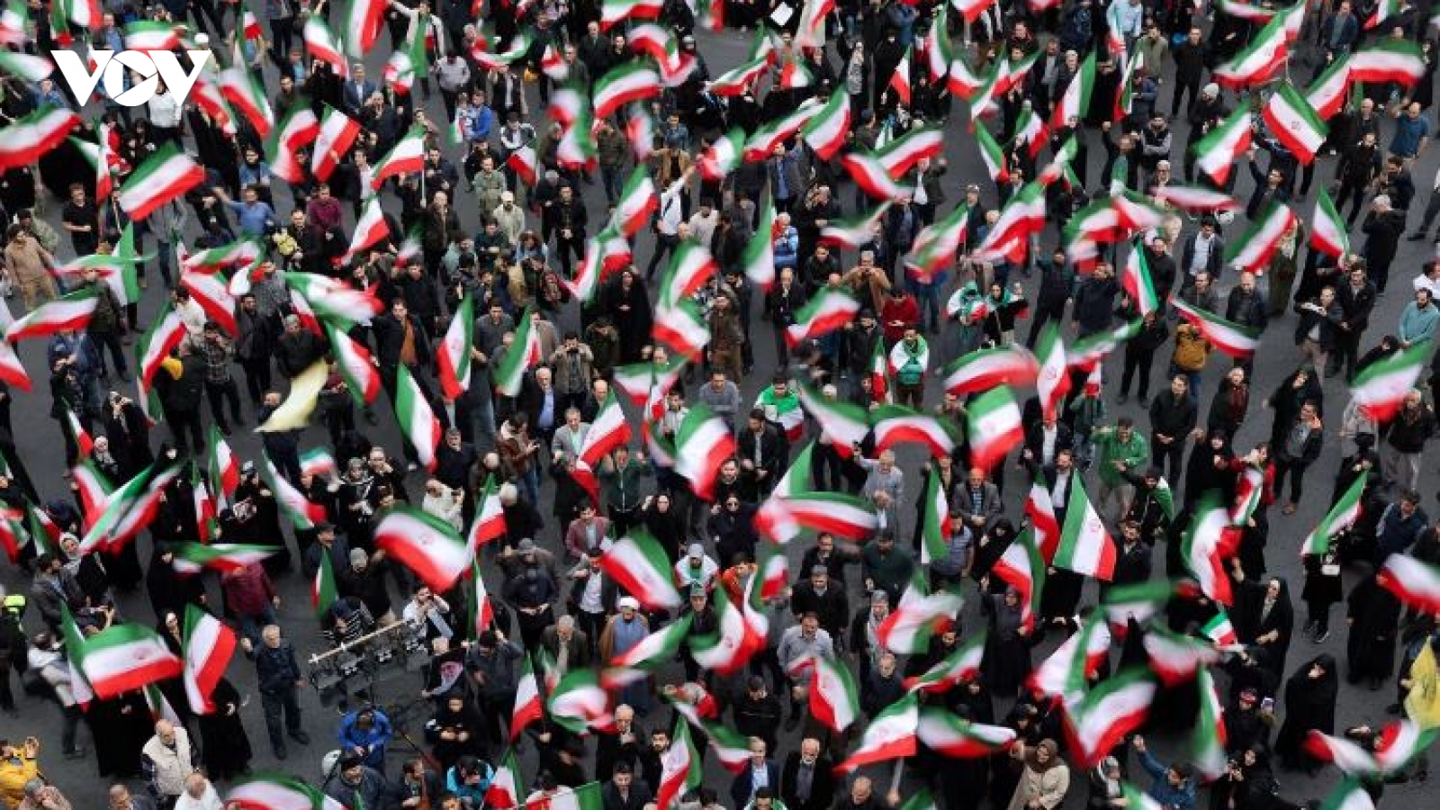 Các nước quan ngại sau các cuộc không kích của Israel và Iran