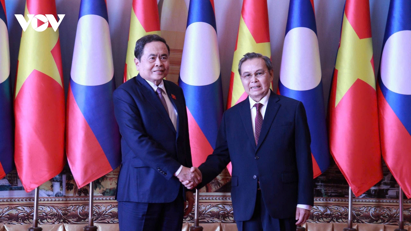 Chủ tịch Quốc hội Trần Thanh Mẫn hội kiến Chủ tịch Quốc hội Lào