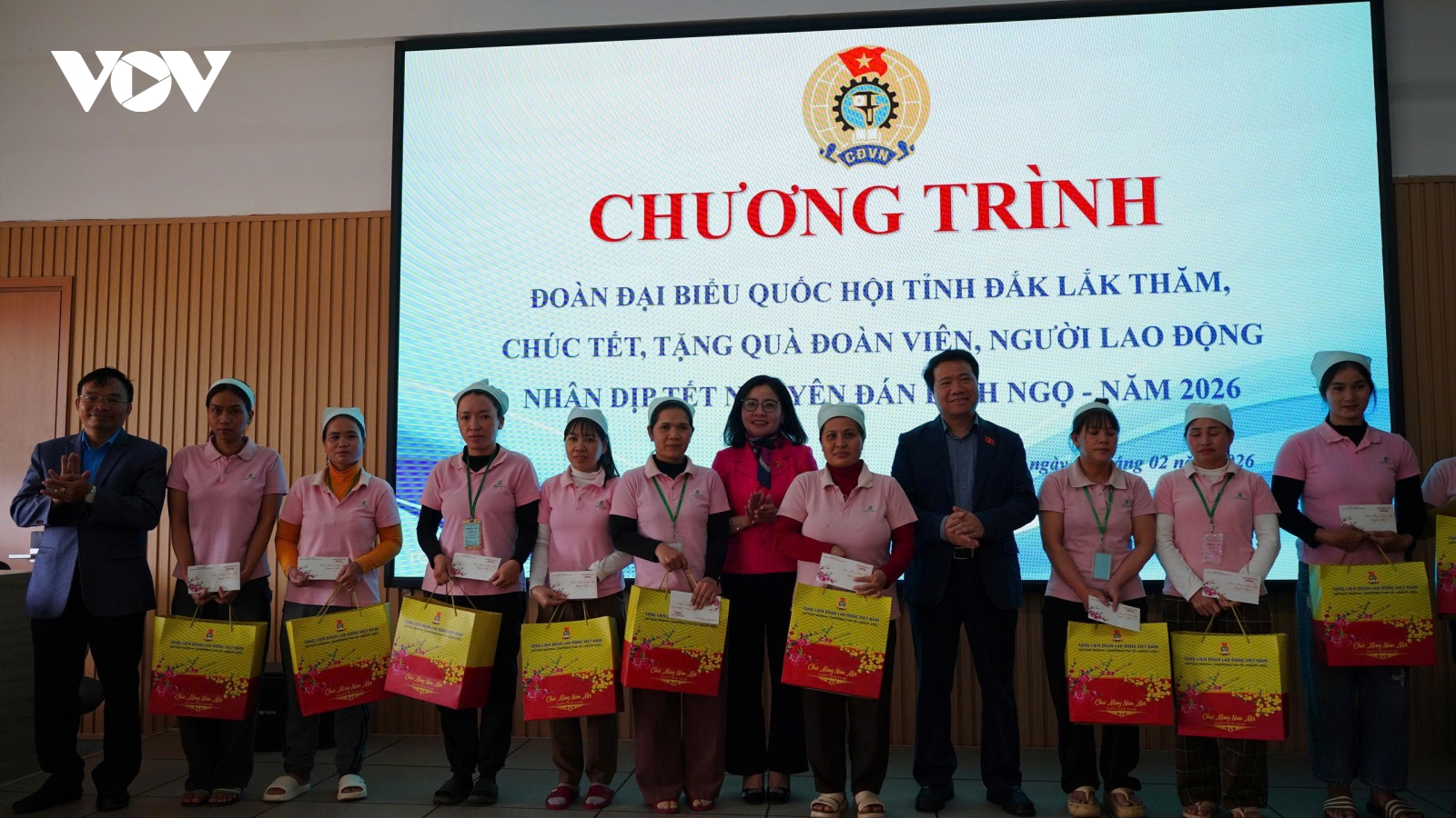 Đắk Lắk chăm lo để người dân đón Tết Bính Ngọ 2026 ấm áp, đủ đầy