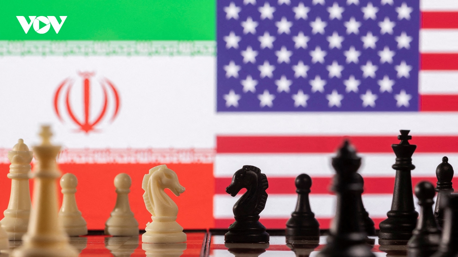 Iran nắm rõ cách vô hiệu hóa chiến thuật của Mỹ, Tổng thống Trump đổi giọng