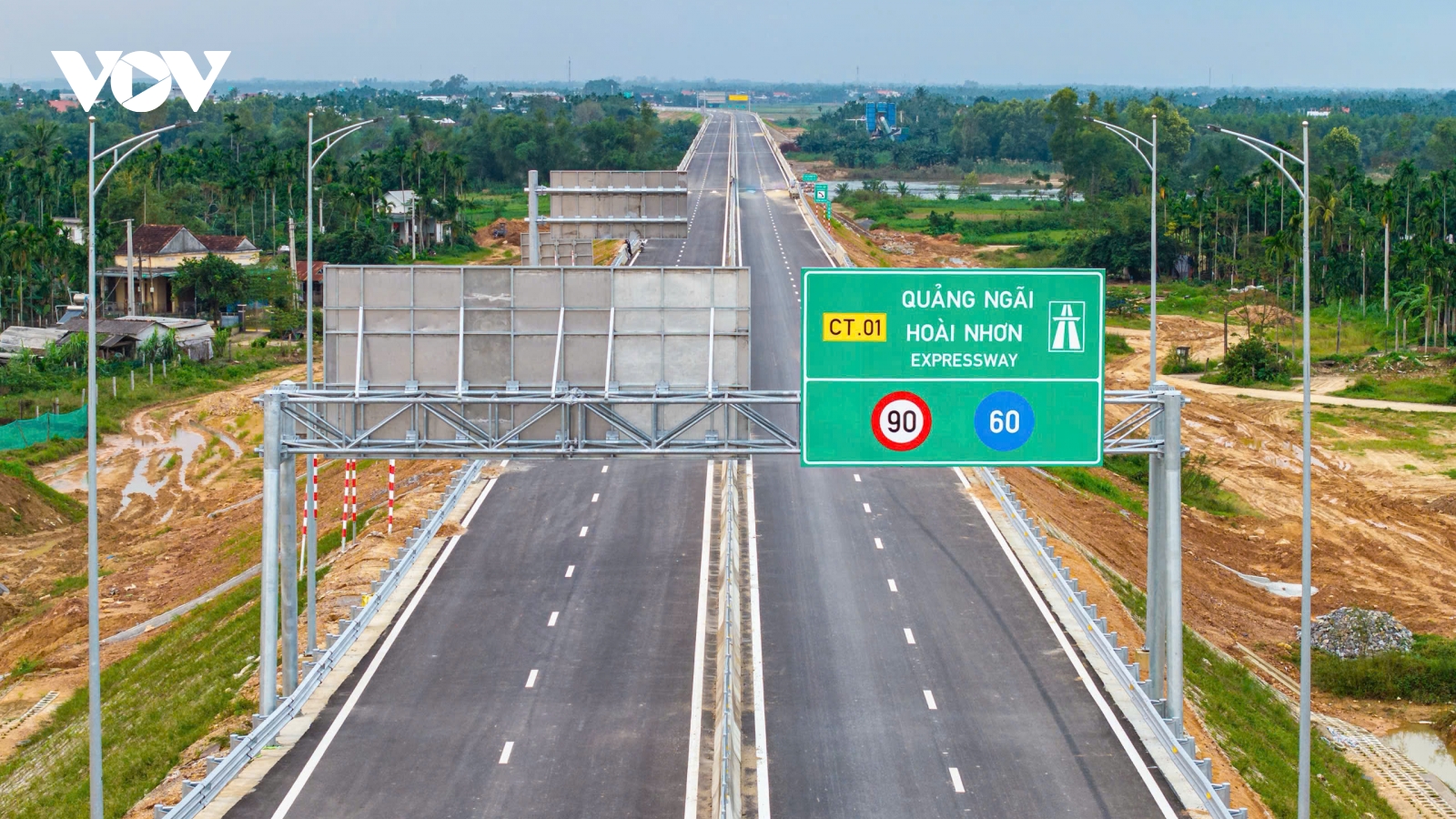 Bộ Xây dựng sẽ khai thác toàn bộ 12 dự án cao tốc Bắc - Nam trong tháng 4