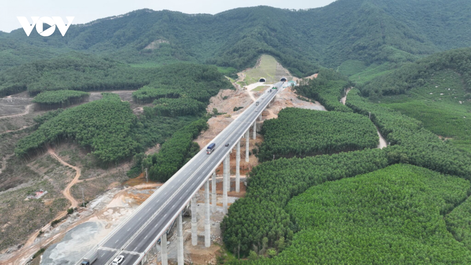 Tập đoàn Cienco4 ghi dấu ấn trên những đường hầm và cao tốc trọng điểm