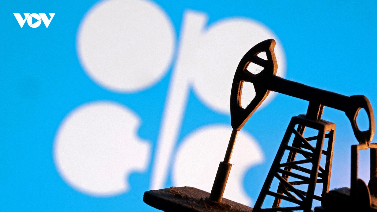OPEC+ ghi nhận biến động mạnh của thị trường dầu mỏ do căng thẳng địa chính trị