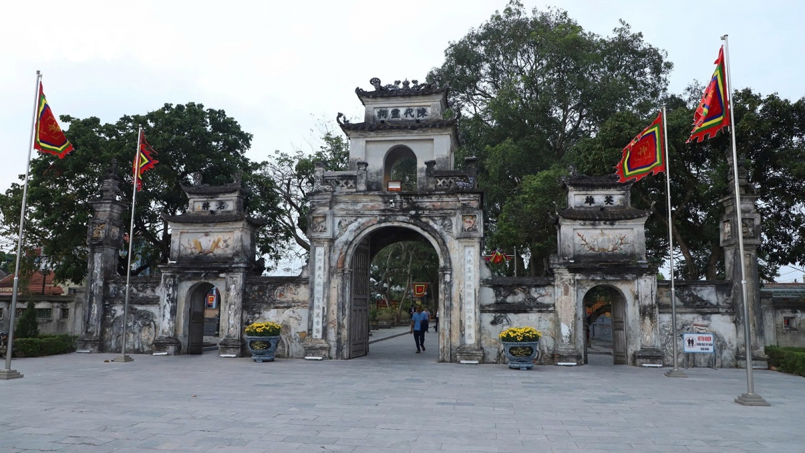 Hành hương về "kho lương huyền thoại" Trần Thương đầu năm Bính Ngọ