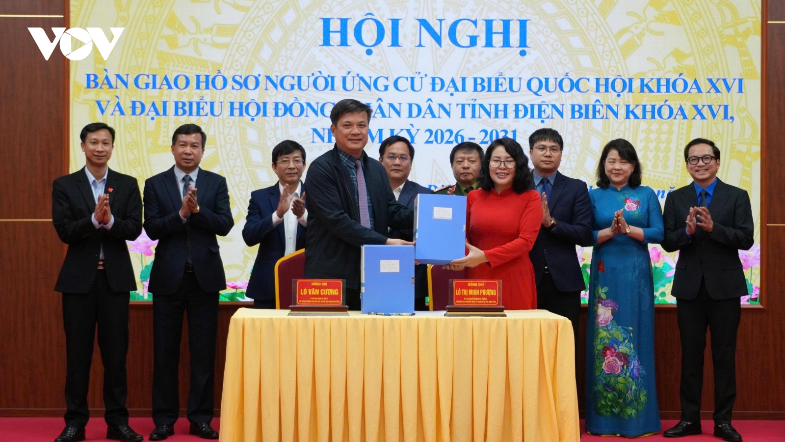 Điện Biên bàn giao hồ sơ người ứng cử ĐBQH và HĐND tỉnh khoá mới