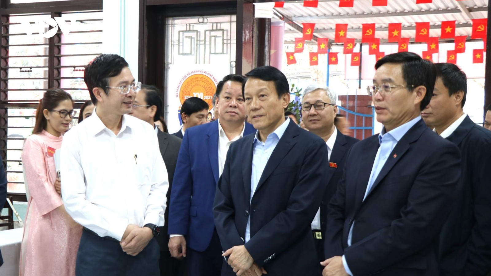 Đại tướng Lương Tam Quang kiểm tra công tác bầu cử tại thành phố Huế