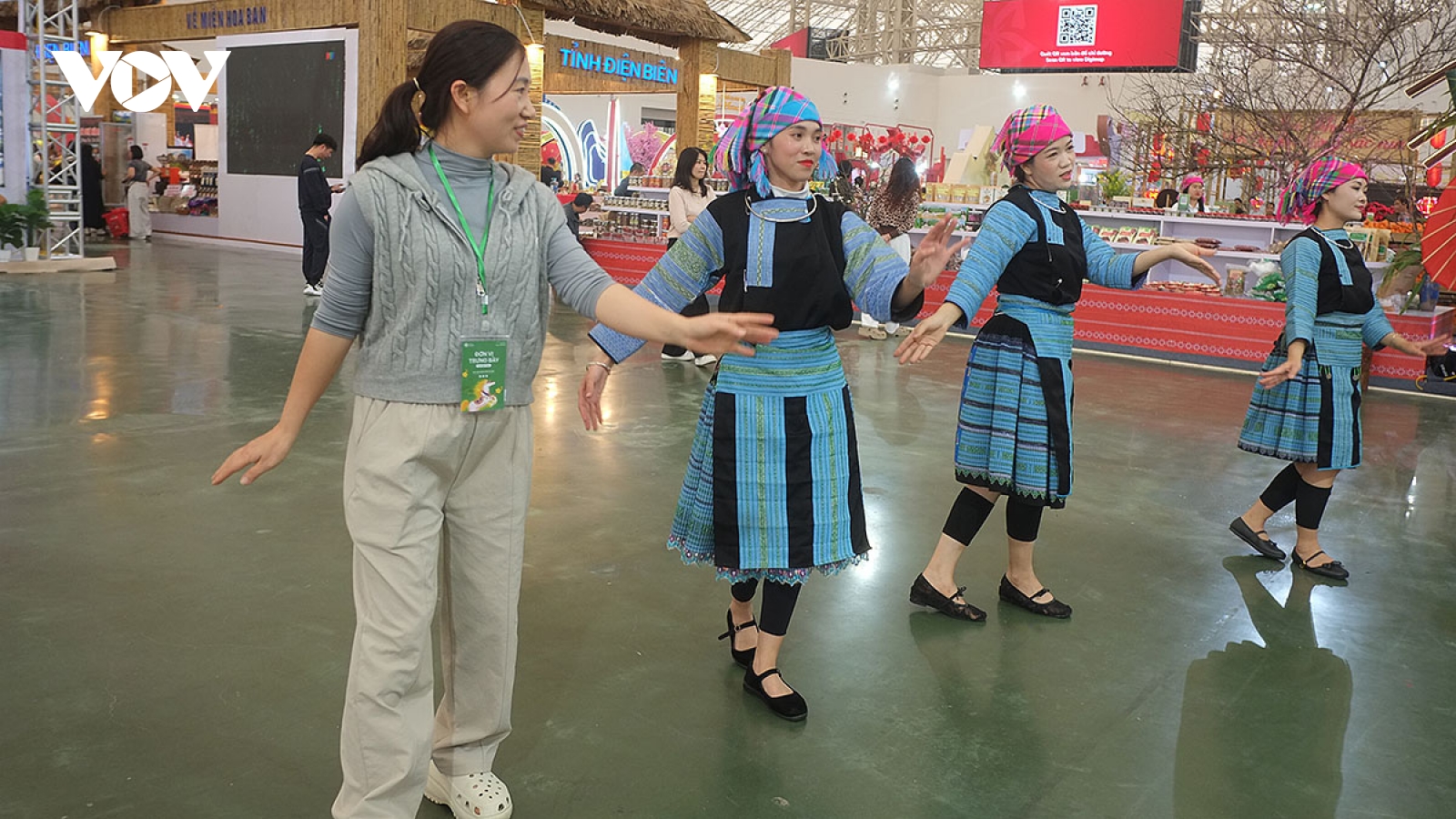 Văn hóa vùng cao tạo dấu ấn mạnh mẽ tại Hội chợ Mùa Xuân 2026
