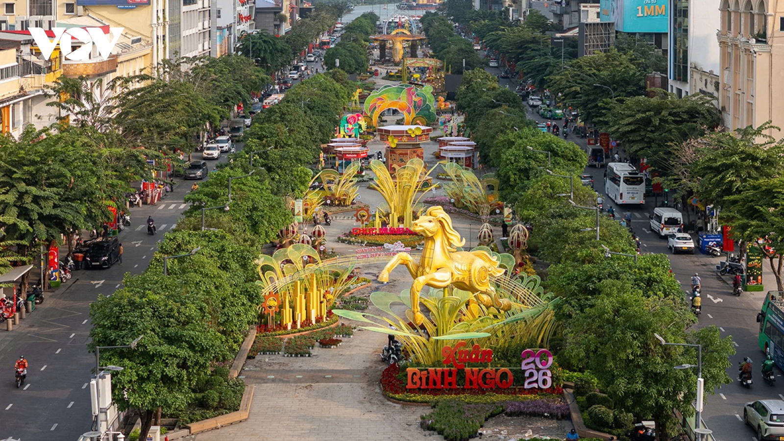 Đường hoa Nguyễn Huệ mở rộng không gian, lần đầu trải nghiệm ngày - đêm