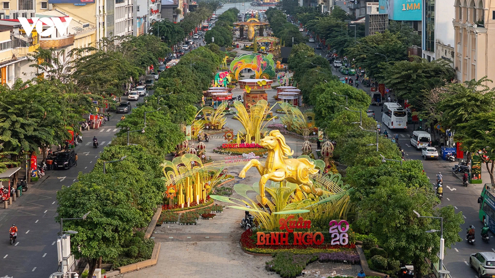 Đường hoa Nguyễn Huệ mở rộng không gian, lần đầu trải nghiệm ngày - đêm