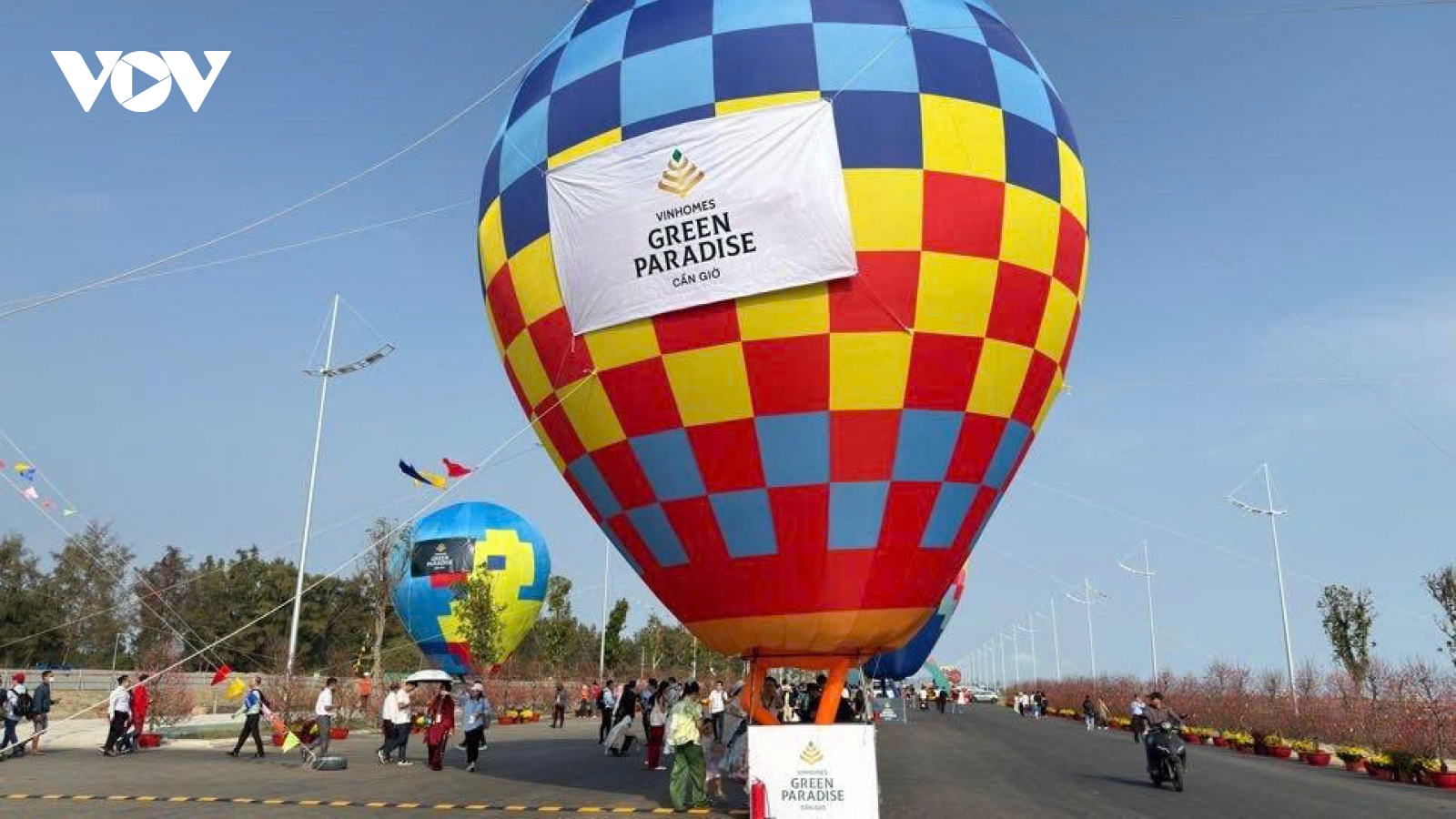 Rộn ràng Lễ hội chào xuân ở Vinhomes Green Paradise Cần Giờ