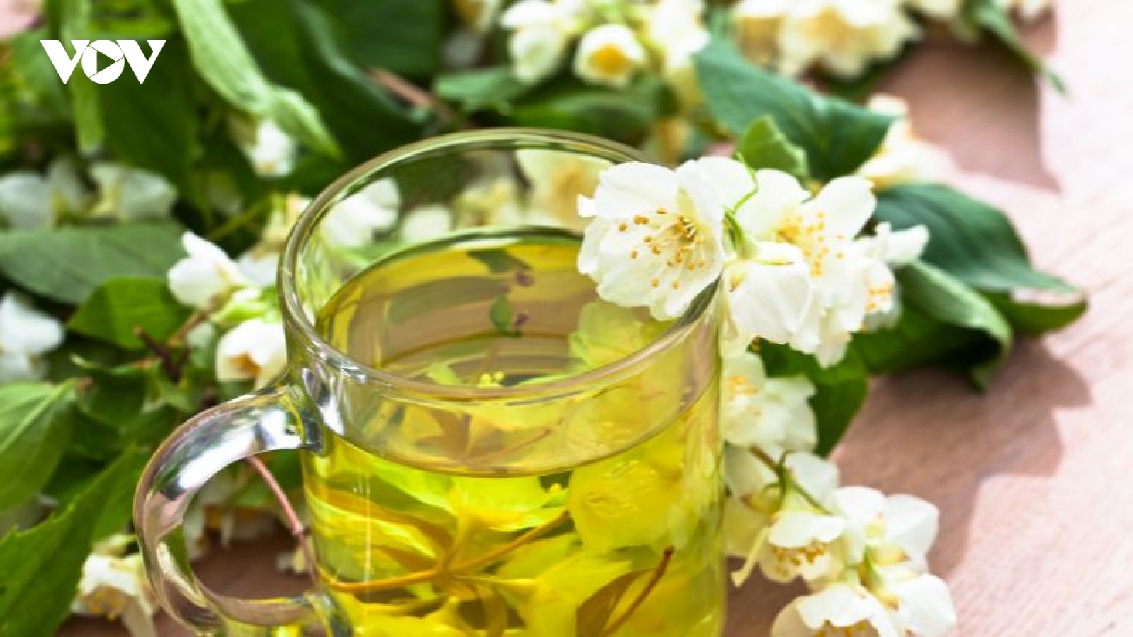 Uống trà hoa nhài mỗi ngày, cơ thể thay đổi ra sao?
