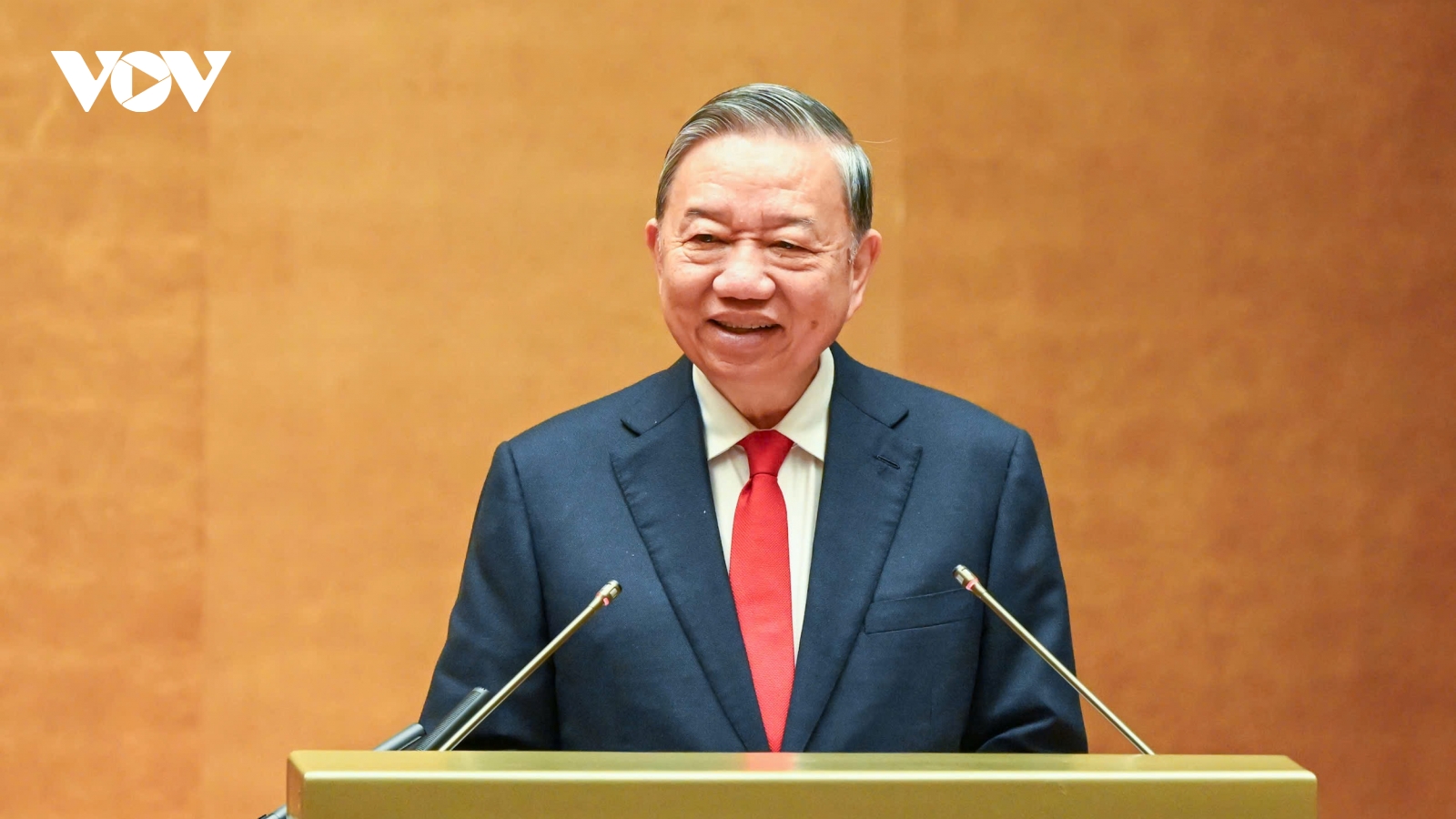 Tổng Bí thư: Kinh tế nhà nước phải chiếm lĩnh “cao điểm chiến lược chỉ huy"