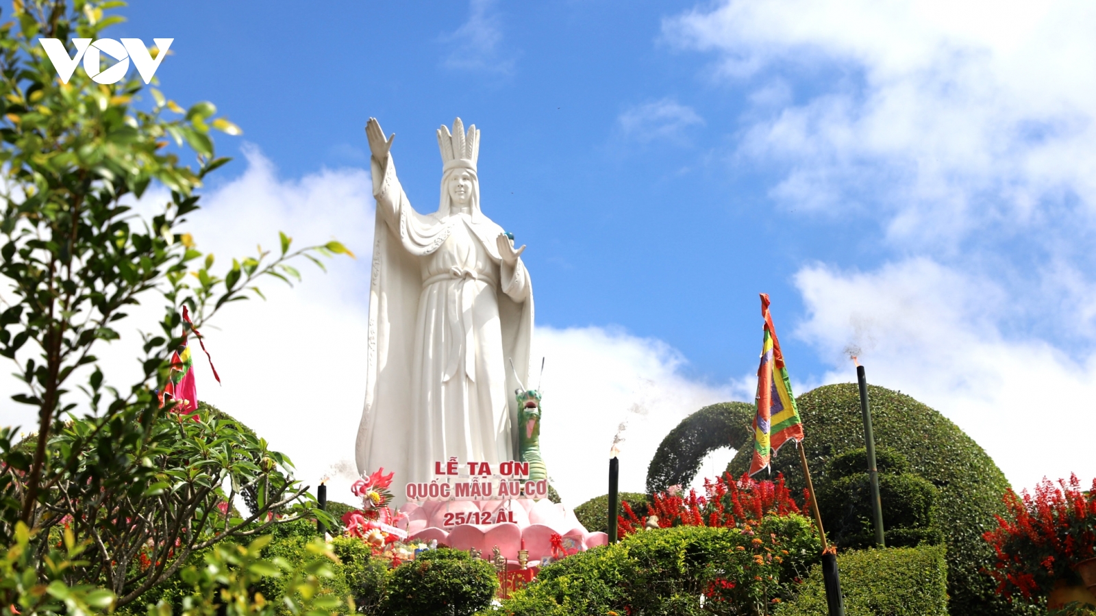 Lễ tạ ơn Quốc Mẫu Âu Cơ ở Đắk Lắk