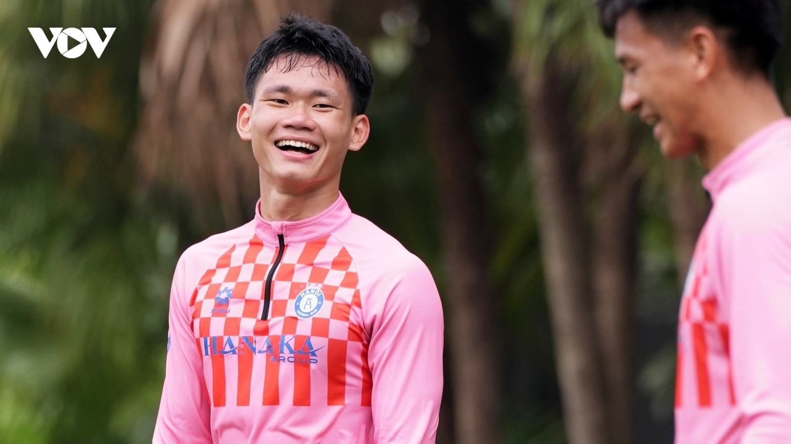 Chuyển nhượng V-League: Cầu thủ Hà Nội FC gia nhập đội bóng của HLV Park Hang Seo