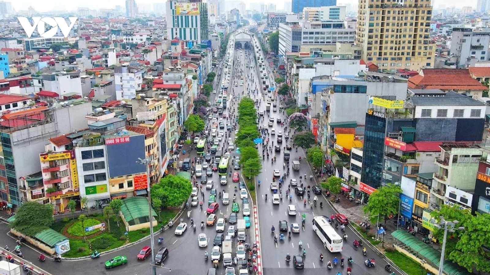 Đề xuất phương án cải tạo, mở rộng đường Láng dưới thấp 53,5m, đường trên cao 19m