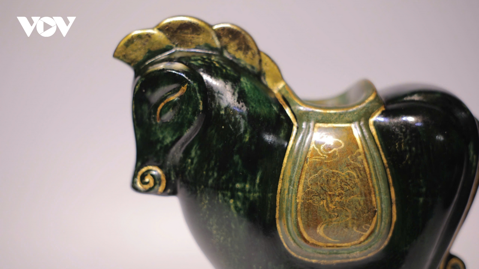 Khi ngựa dân gian được làm mới bằng ngôn ngữ nghệ thuật hiện đại