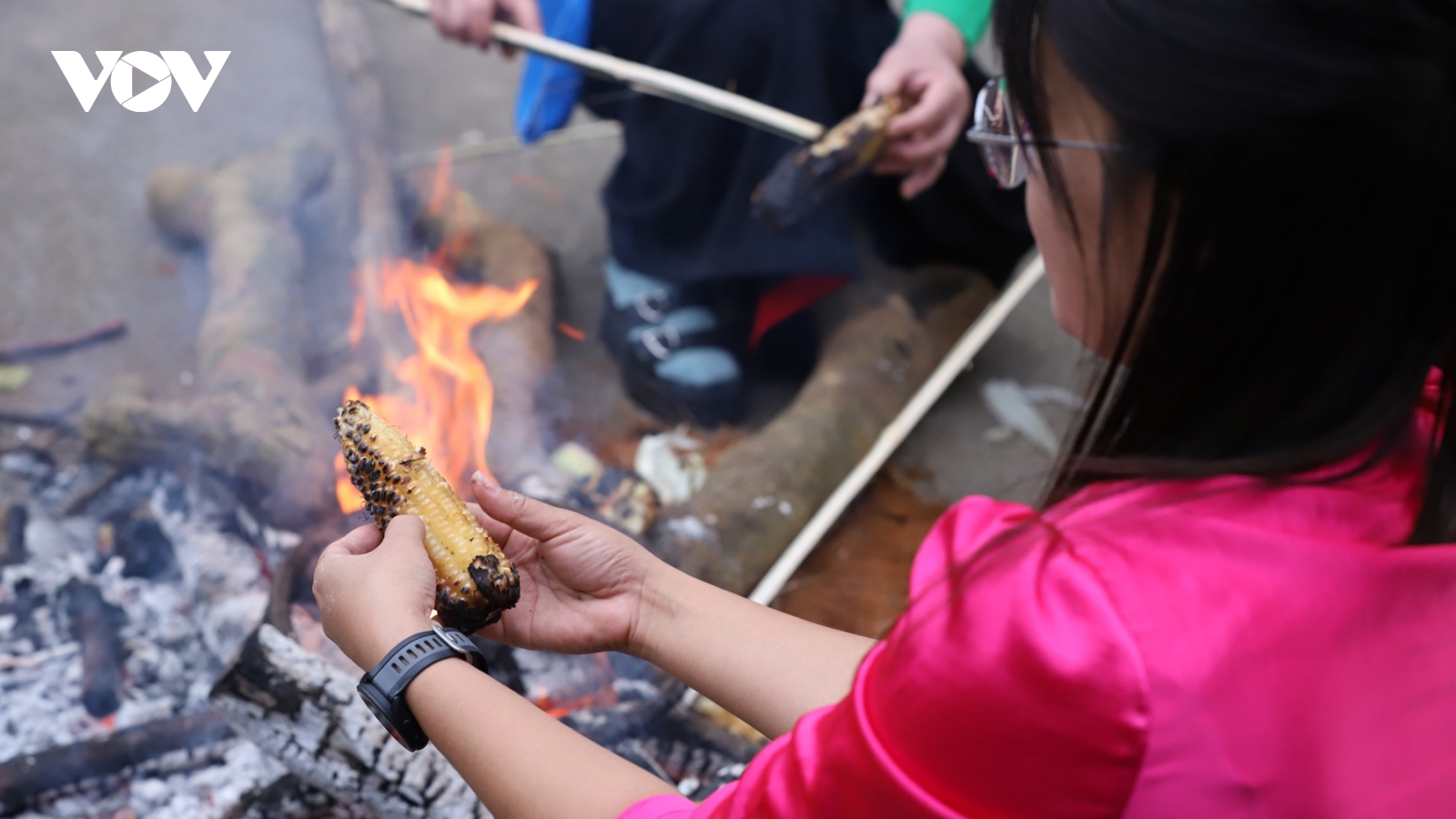 Bếp lửa ngày xuân và mâm cỗ Tết của người Mường ở Cúc Phương, Ninh Bình