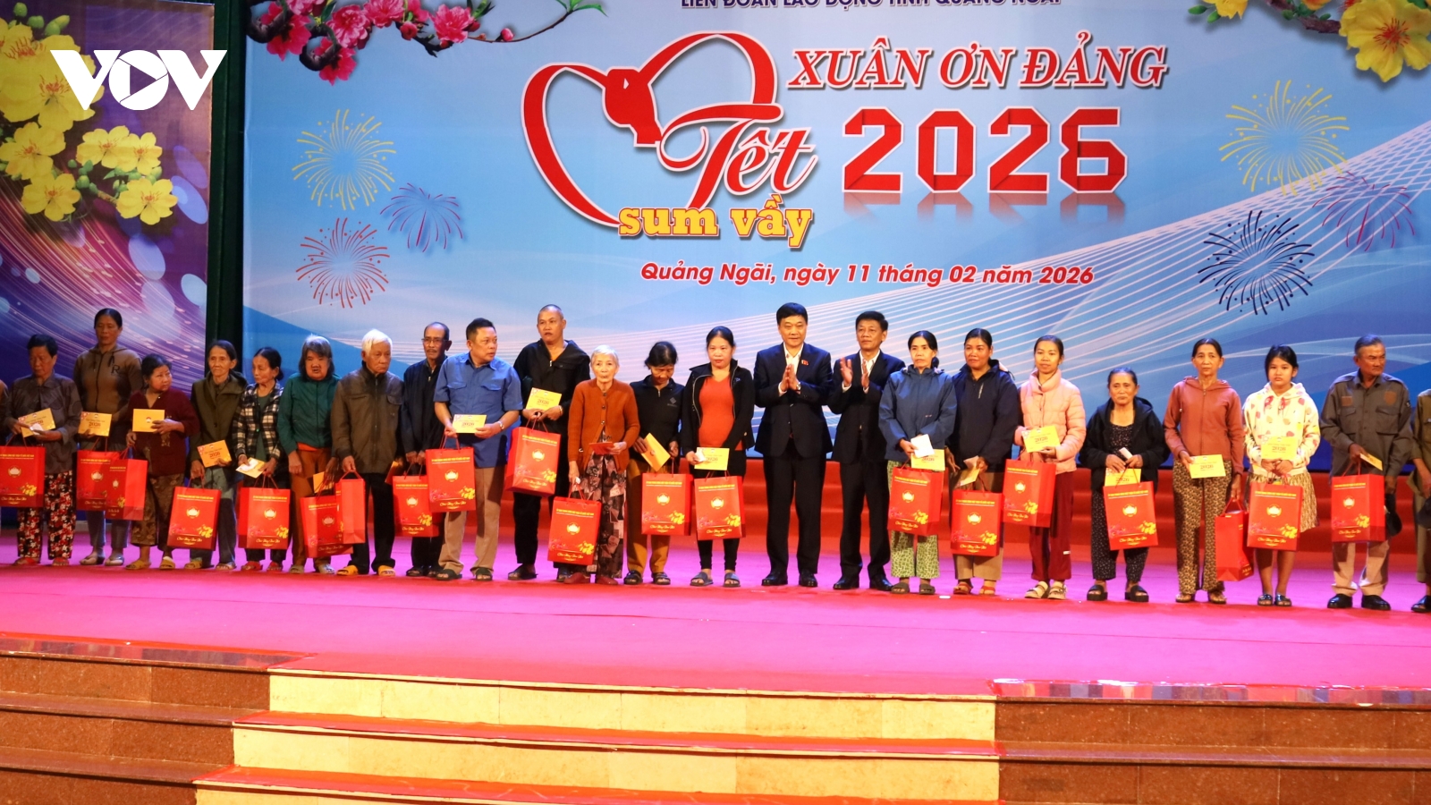 Phó Chủ tịch Quốc hội dự “Tết Sum vầy - Xuân ơn Đảng” tại Quảng Ngãi