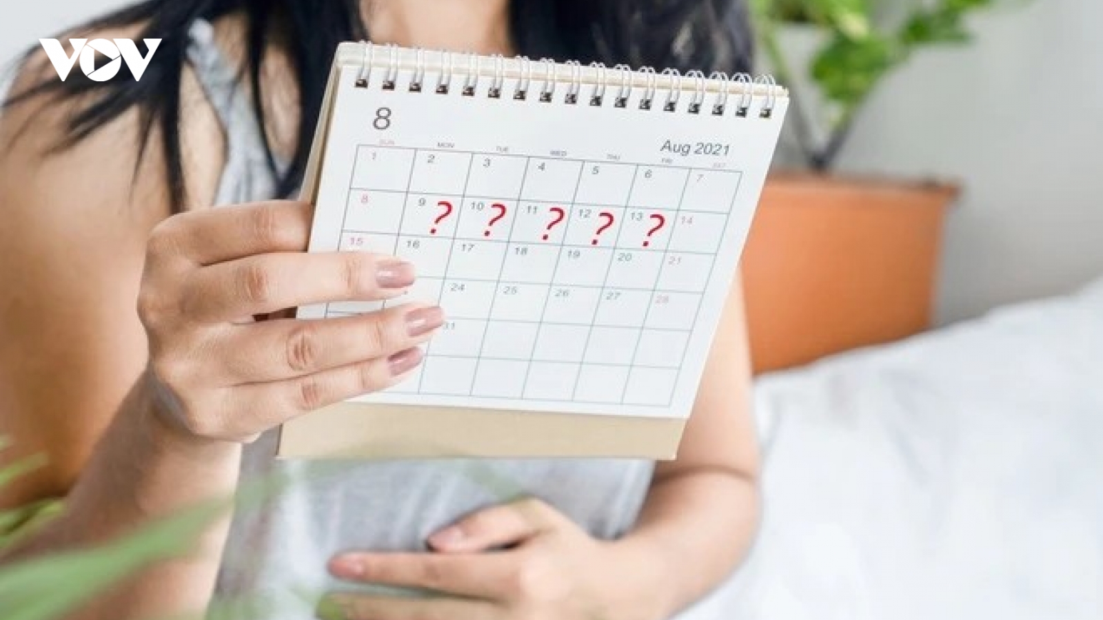 Kinh nguyệt phụ thuộc vào thuốc ở nữ trẻ tuổi: Nguyên nhân, hướng điều trị lâu dài