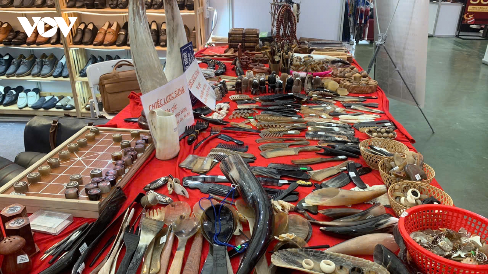 Nghề chế tác sừng khẳng định thương hiệu tại Hội chợ Mùa Xuân 2026