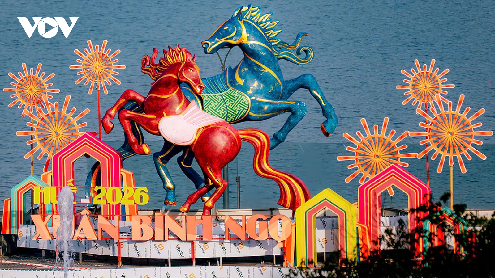 Linh vật Ngựa xuân bên sông Hương: Dấu ấn mới của Huế 2026