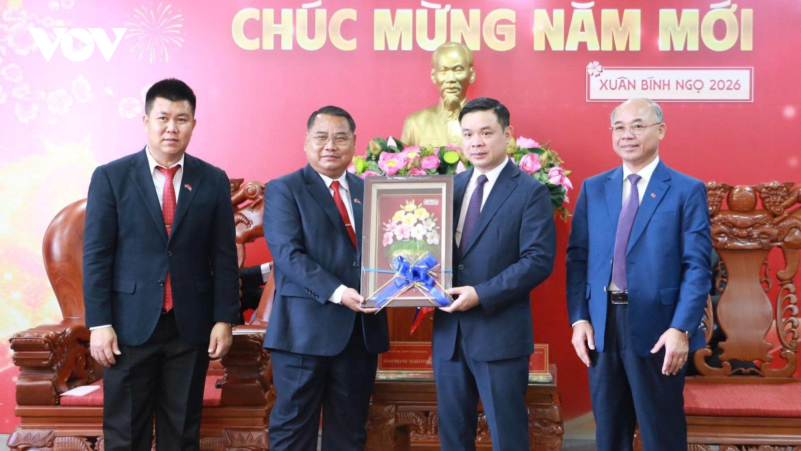 Đoàn công tác tỉnh Sê Kông (Lào) thăm, chúc Tết tỉnh Đắk Lắk