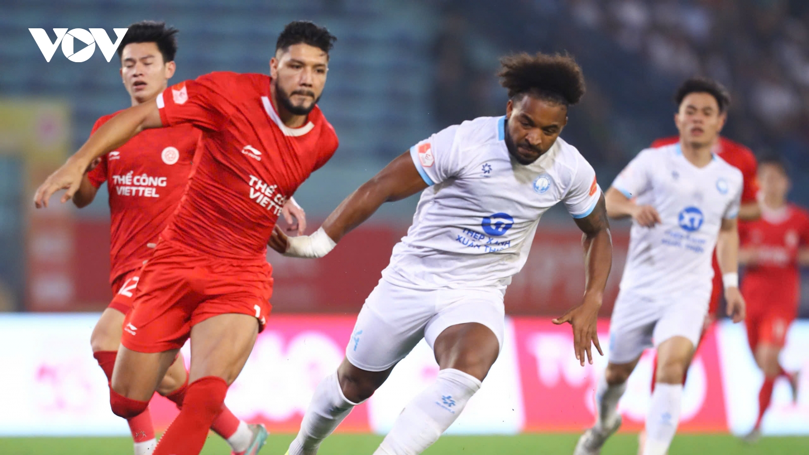 Kết quả bóng đá hôm nay 24/2: Nam Định thua Thể Công Viettel, nối dài sự thất vọng