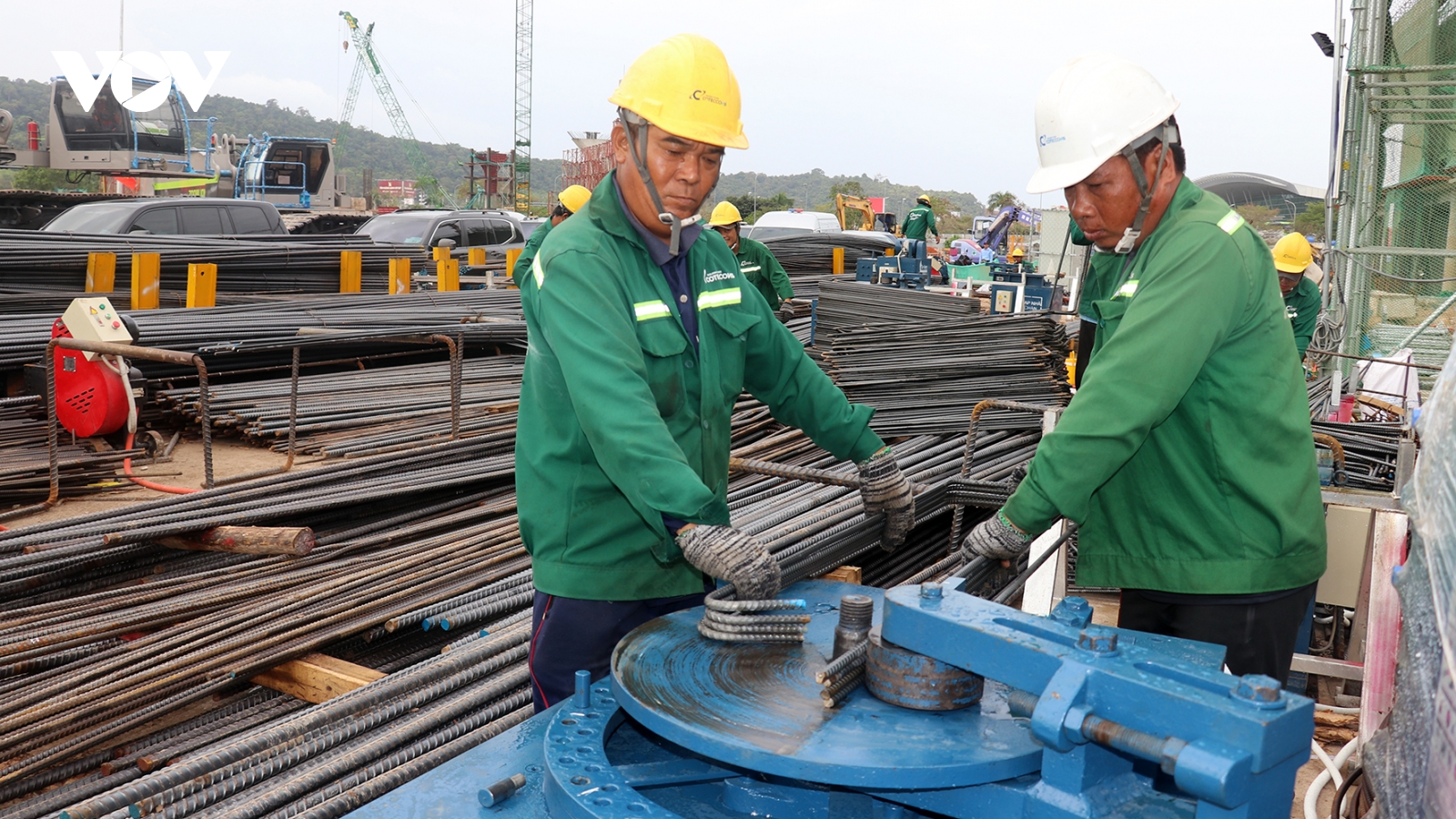 Hàng ngàn công nhân thi công xuyên tết trên công trường đón APEC Phú Quốc