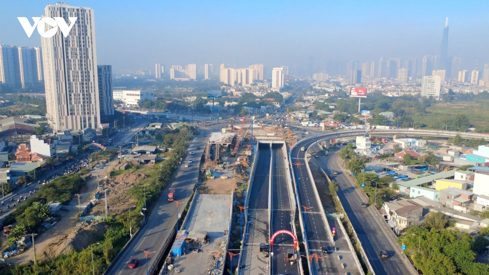 Thông xe hầm chui thuộc nút giao An Phú, giảm 80% kẹt xe cửa ngõ phía Đông TP.HCM