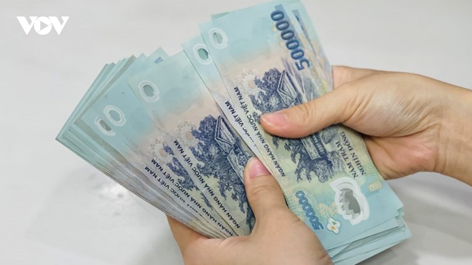 Giá trị thanh toán không dùng tiền mặt năm 2025 gấp 28 lần GDP