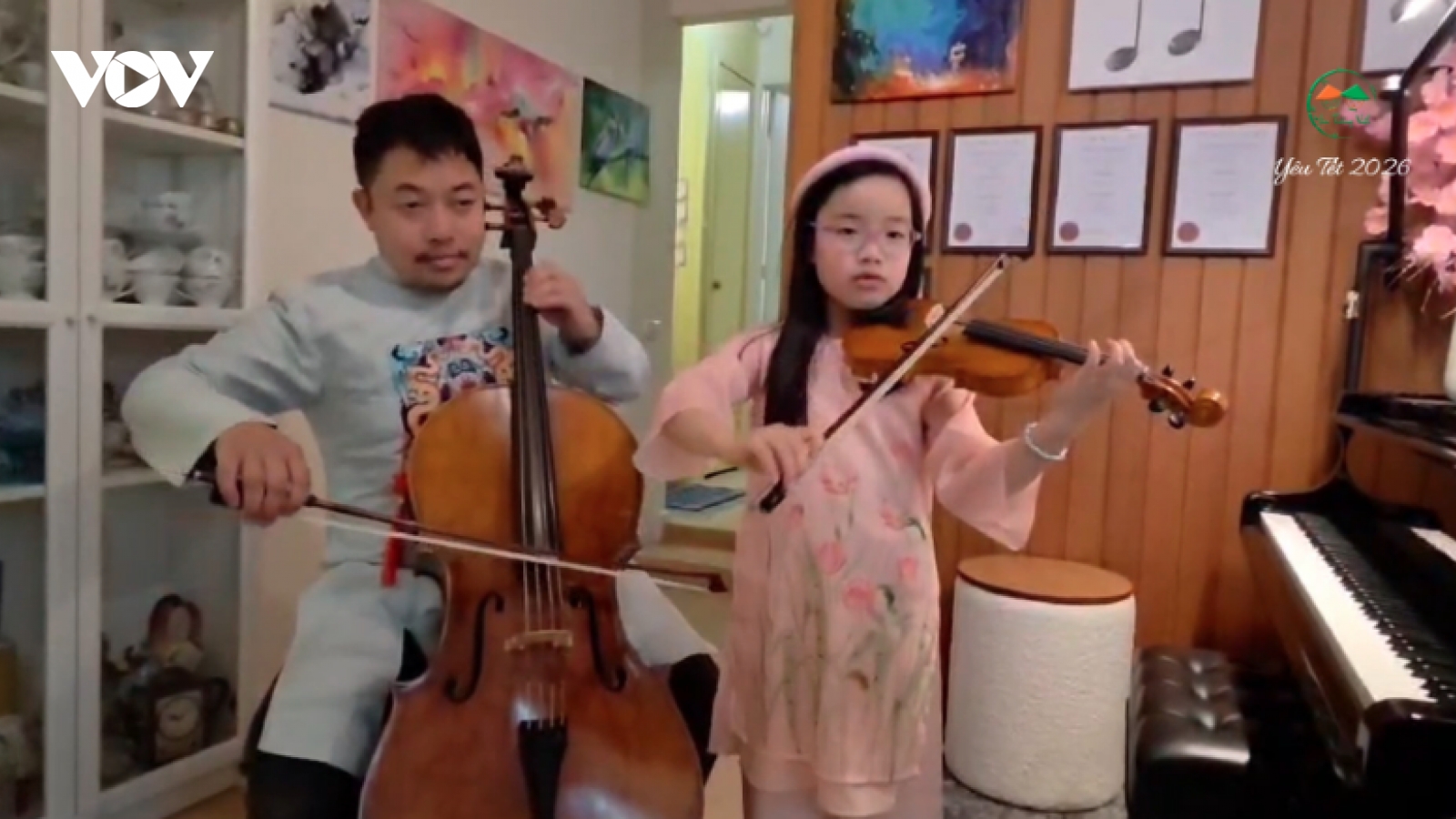 Các em nhỏ năm châu xum vầy đón Tết trong Gala Yêu Tết của trường Yêu Tiếng Việt