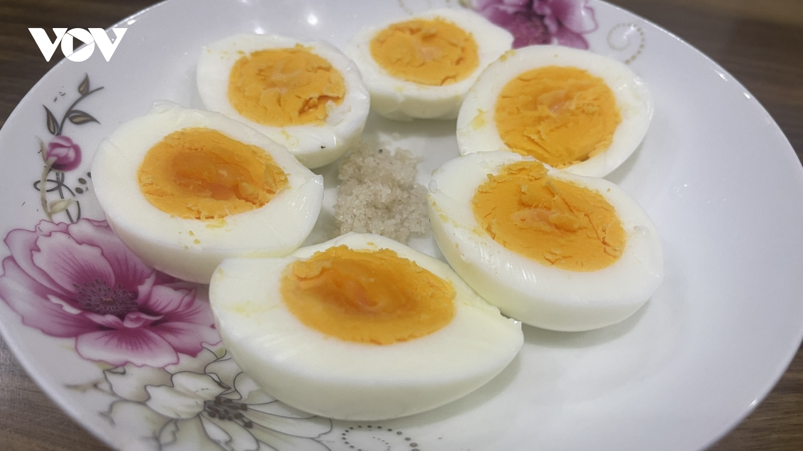 Trứng luộc có thực sự giúp giảm cân như lời đồn?